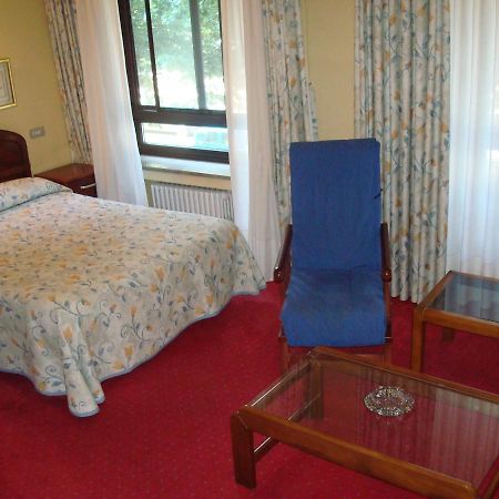 Hotel Estadio Билбао Екстериор снимка