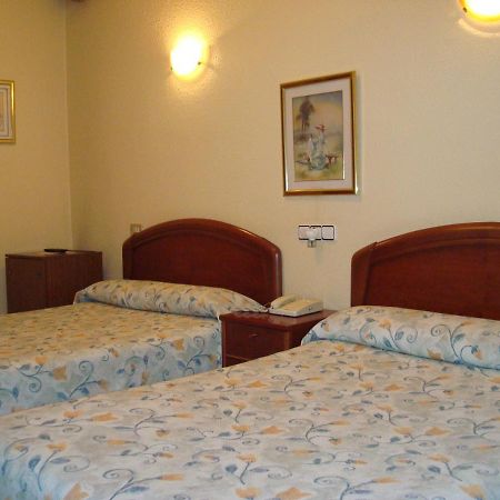 Hotel Estadio Билбао Екстериор снимка
